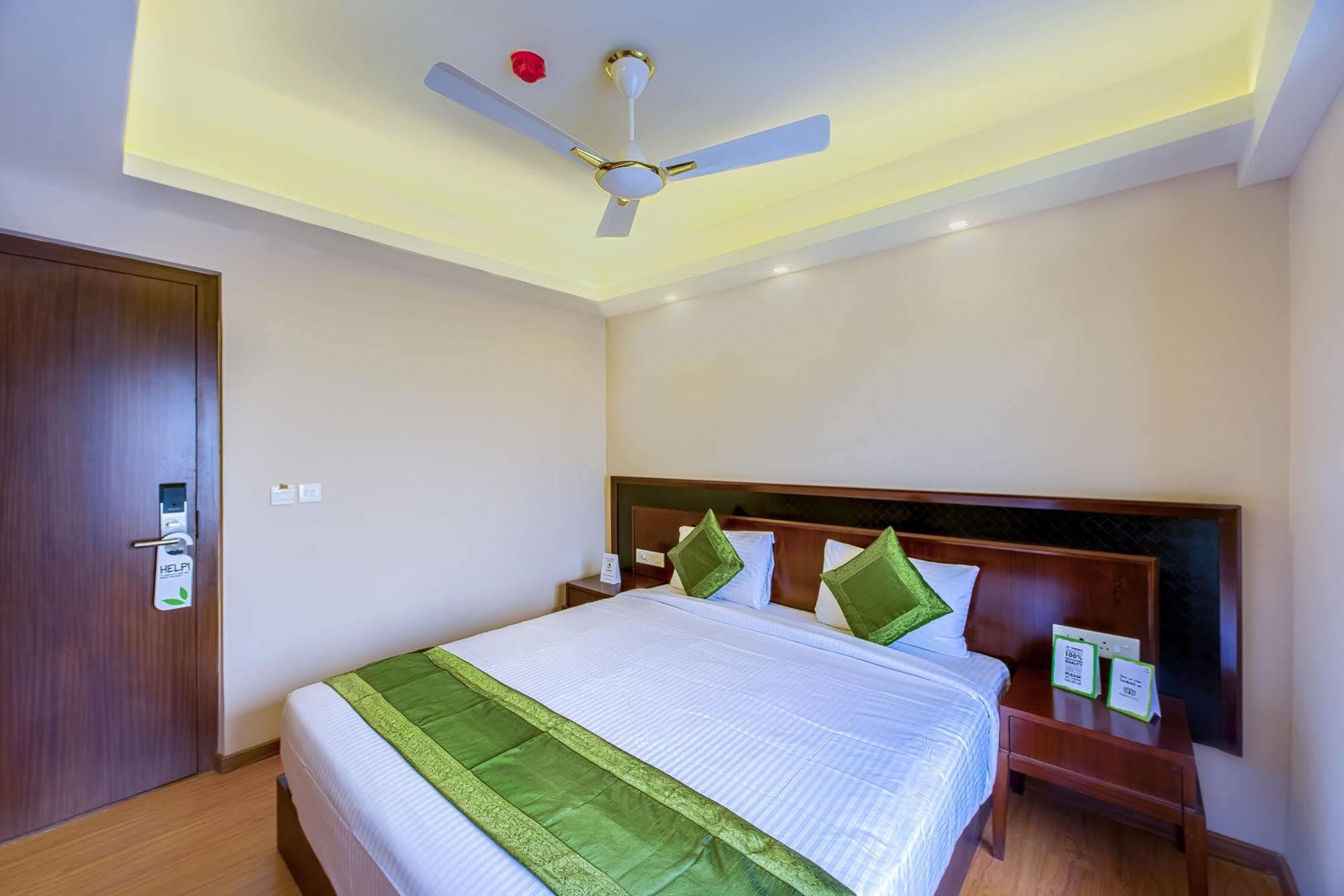 Treebo Vedanta 3*